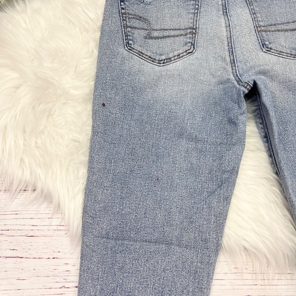 👖|•AMERICAN EAGLE•| Distressed Mom Jean Stretch Denim Size 4👖 - Picture 4 of 8